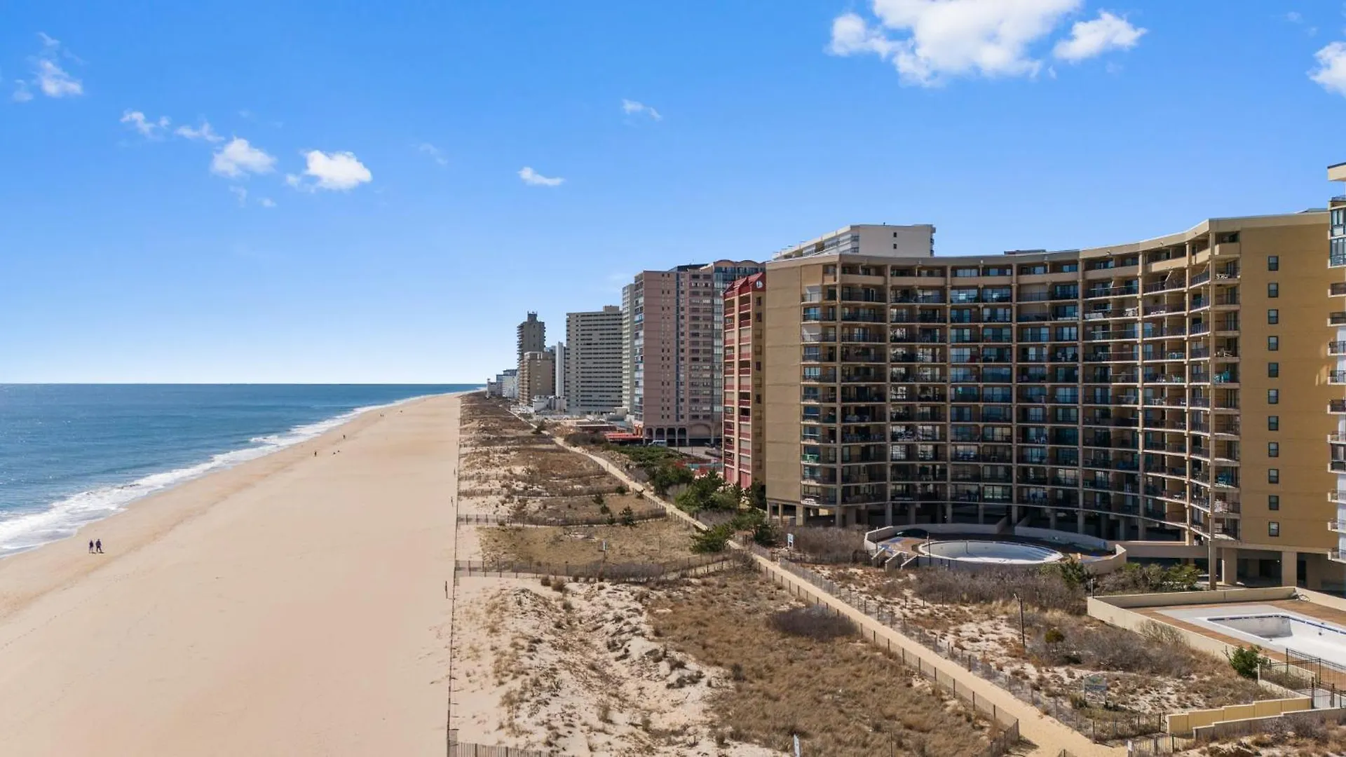 Oceanfront Studio At High Point South Stunning Views & Steps To The Beach Ocean City United States