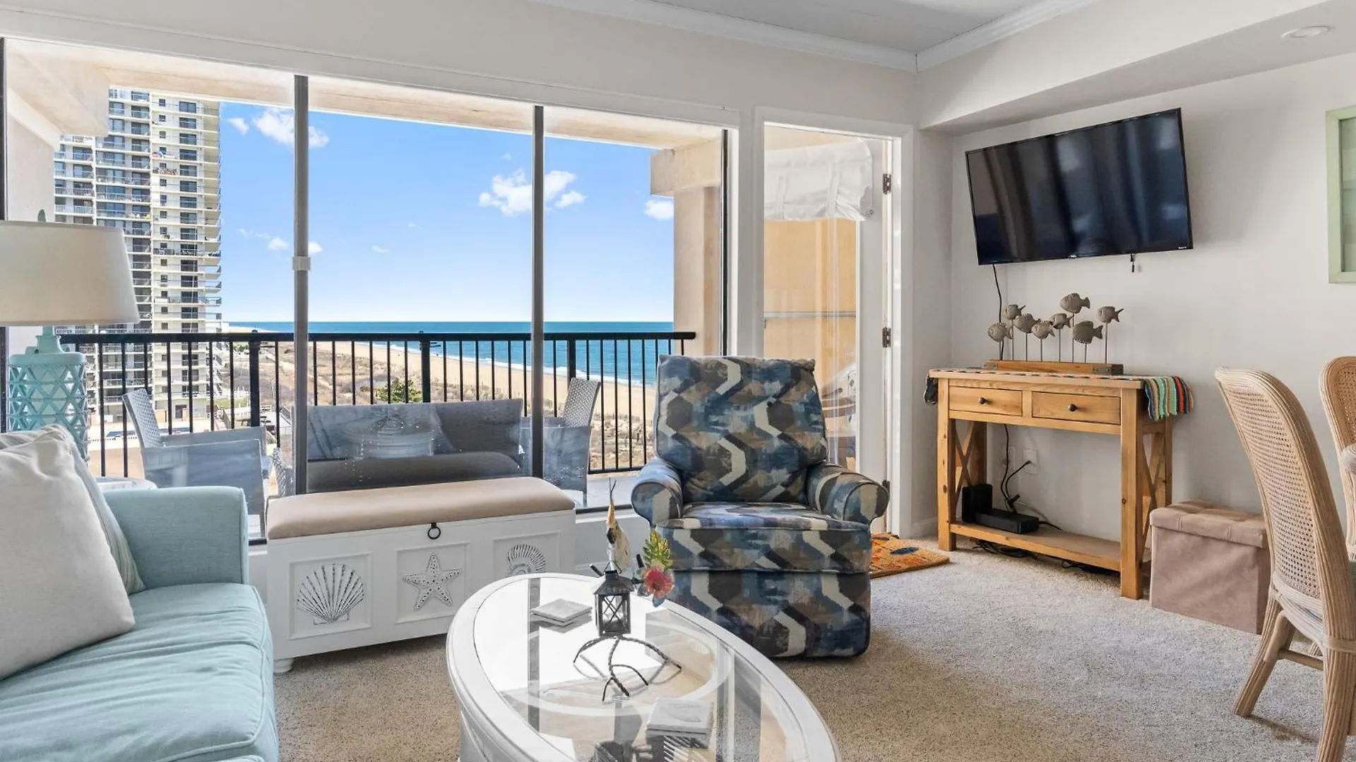 Oceanfront Studio At High Point South Stunning Views & Steps To The Beach Ocean City Apartment