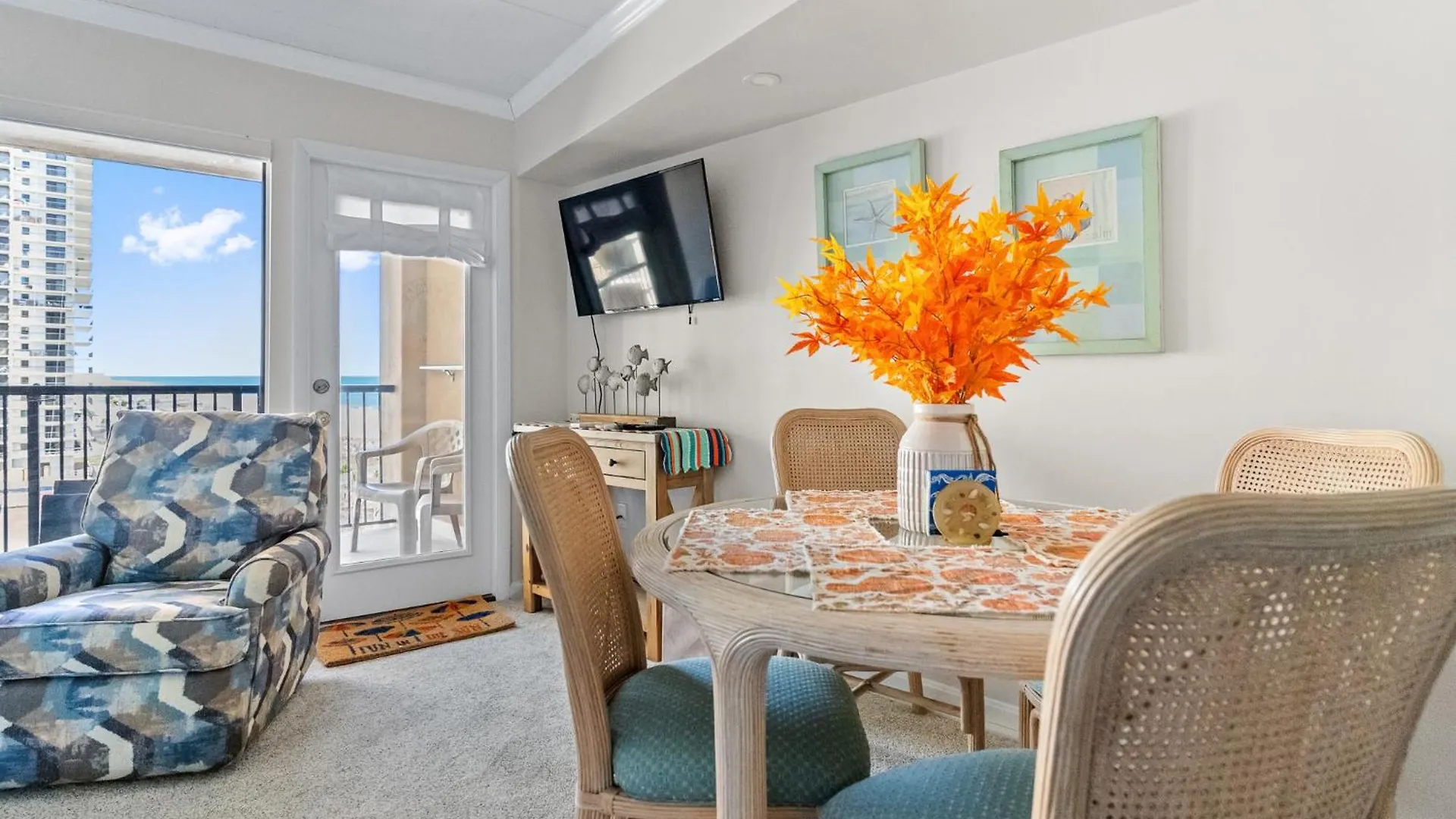 Oceanfront Studio At High Point South Stunning Views & Steps To The Beach Ocean City