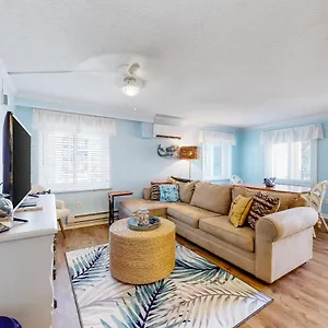 Sea Squire 201 Apartment